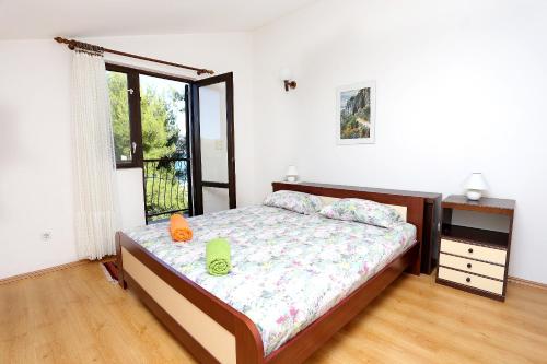 Apartments by the sea Arbanija Ciovo - 10340 - image 8