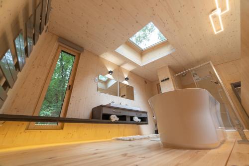Bathroom, Nomad Hotel & Glamping in Noszvaj