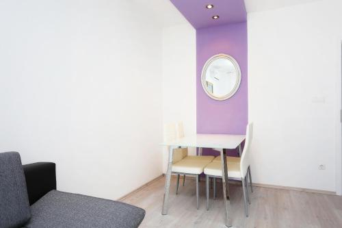 Two-Bedroom Apartment with Terrace image 4