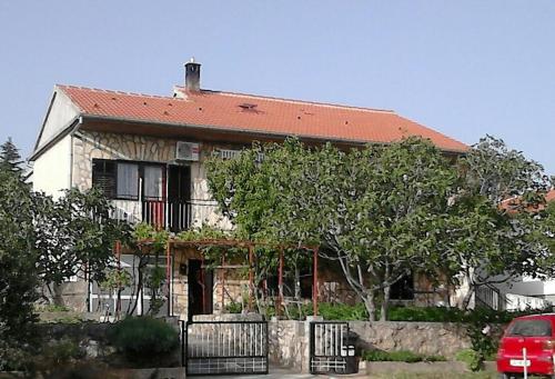  Apartments with a parking space Maslenica, Novigrad - 11089, Pension in Maslenica
