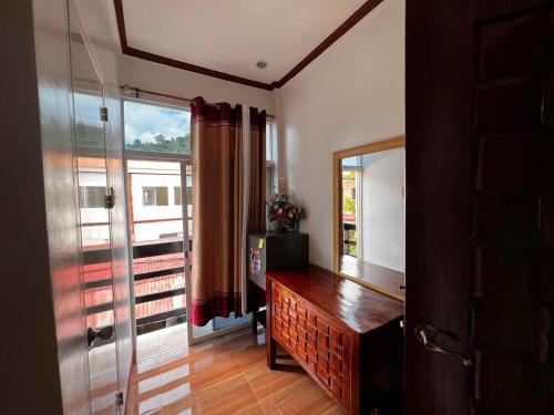 Balay Paragua Room Type - Deluxe Double Room with Balcony