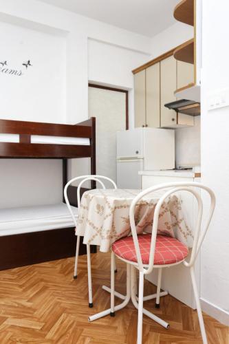 Studio with Terrace and Sea View image 3