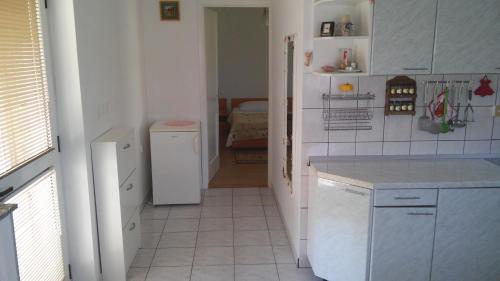 Apartments with a parking space Supetarska Draga - Donja Rab - 11237 - image 12