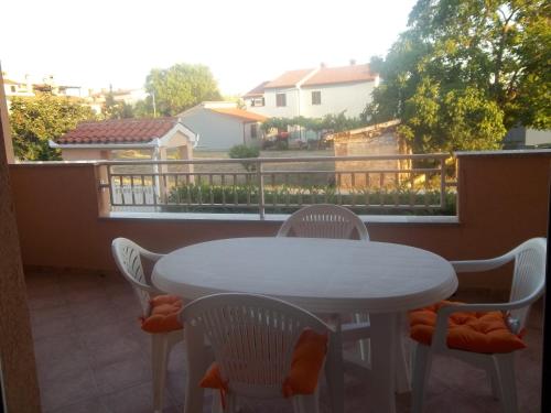 ระเบียง/ชานเรือน, Apartments with a parking space Pula - 11288 in สตินยัน