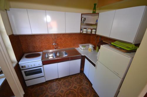 Two-Bedroom Apartment with Terrace and Sea View image 5