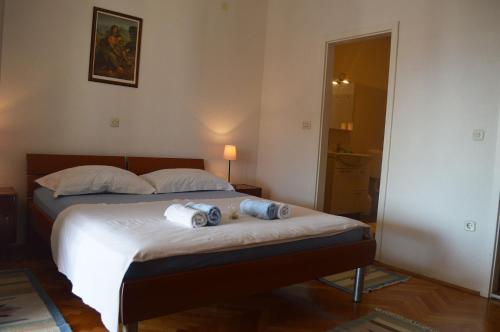Two-Bedroom Apartment with Balcony and Sea View image 8
