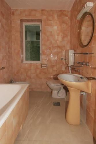 Apartments by the sea Pag - 11400 - image 4