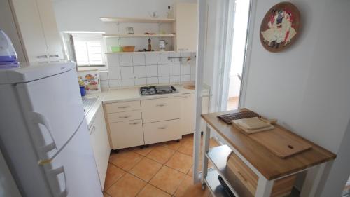 Apartments by the sea Zdrelac Pasman - 11260 - image 11