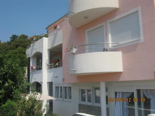Apartments with a parking space Tisno Murter - 11313 - image 5