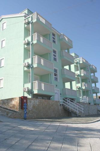 Apartments with a swimming pool Mastrinka Ciovo - 11192 - image 7