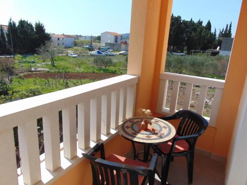 Apartments by the sea Sucuraj Hvar - 11228 - image 13