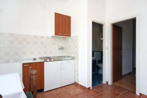 Apartment Pomena 10426b