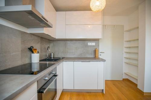 Apartment Sukosan 10418b - image 14