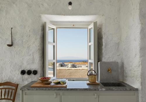 Vistas, Santa Irini Retreat in Thirasia