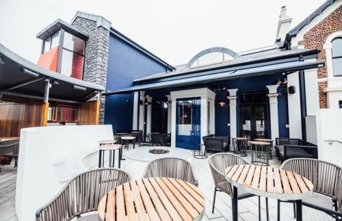 酒店活動, New Lisburn Road Apartment - Free Parking in 高速公路區