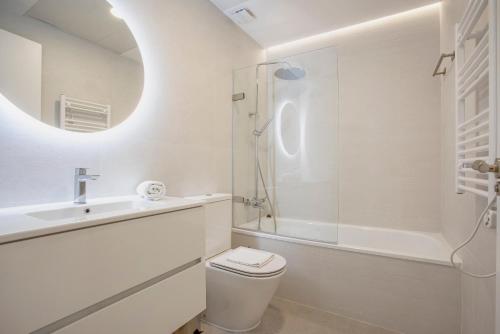 Three-Bedroom Apartment image 1