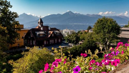 Café Pension Alpina 4