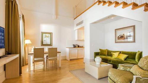 2 bedrooms, 2 beds