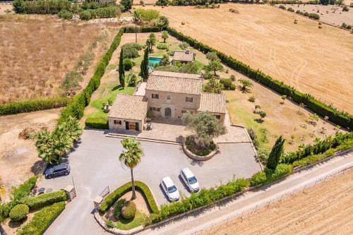 Villa with Private Pool image 6