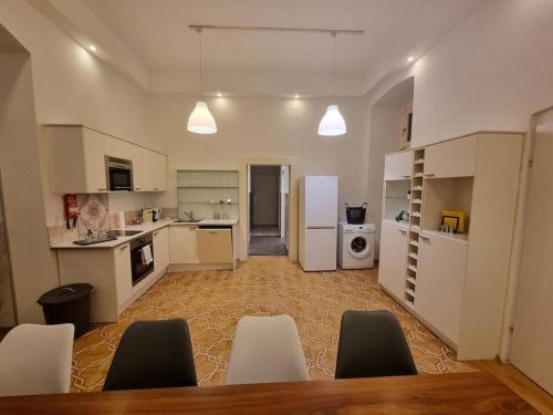 Sissi Royal Suite - Inner City 4 bedroom apartment, Vídeň (fotografie 8)