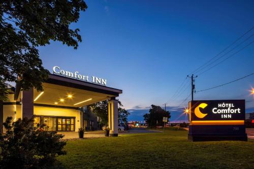 Comfort Inn Montreal Airport