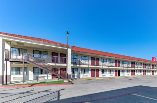 Red Roof Inn Dallas - Mesquite Fair Park NE