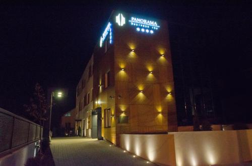 Pensiunea Panorama Business Inn - image 4