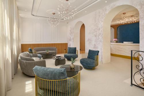 Hotel Croatia - image 12