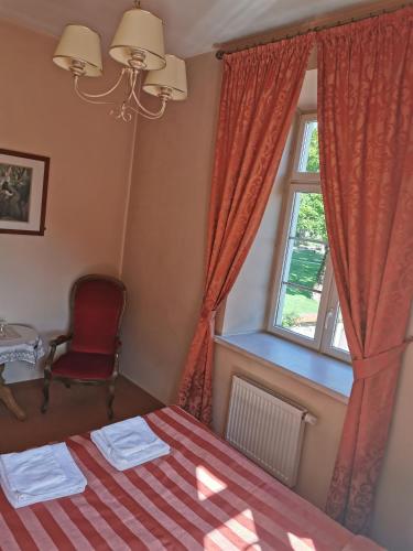 Taujėnų dvaro svečių namai Taujėnų dvaro svečių namai