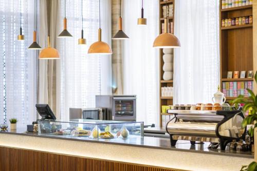 voco Doha West Bay Suites, an IHG Hotel image 46
