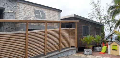 Ti case bord de mer in Sainte Anne