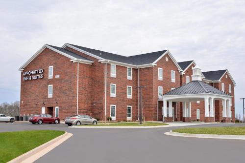 Appomattox Inn and Suites