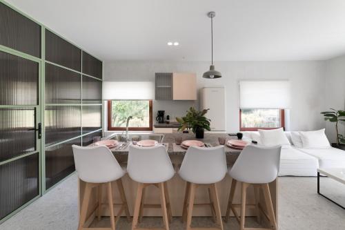 Kampus Luxury Villas - Μεγάλα Καλύβια