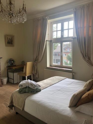 Maison Stout - image 6