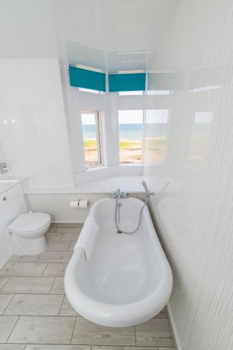 Cliftonville Hotel Room Type - Suite Double/Twin