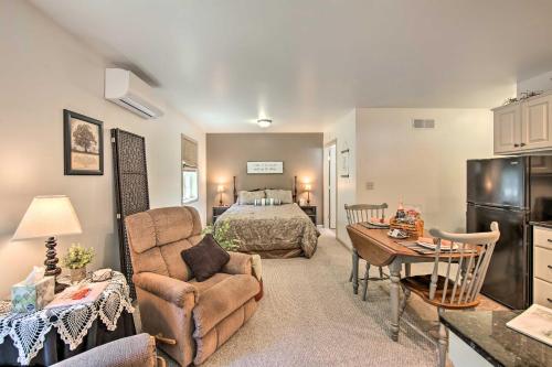 Cozy Garden Room in Welsh Mountain Suites! - Apartment - New Holland