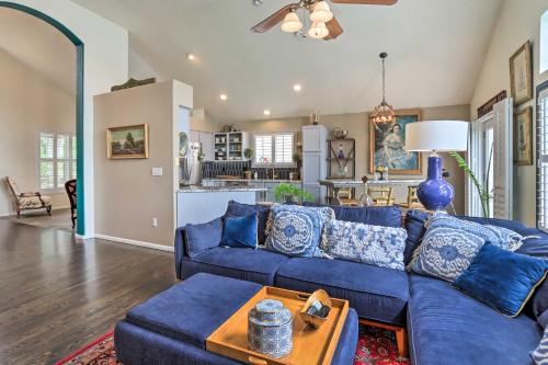 Stunning Henderson Retreat about 14 Mi to Denver! in Henderson, USA