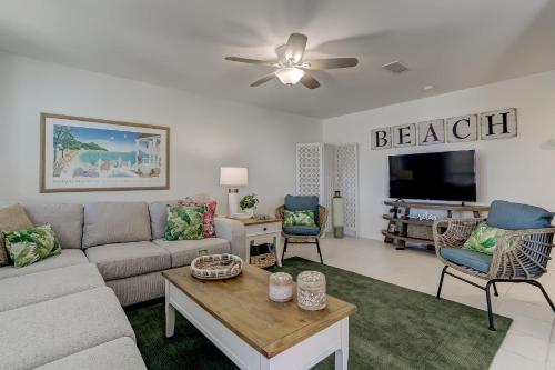 Walk to Beach-Fernandina Shores 6521-Pool & Tennis-On North End Near Main Beach