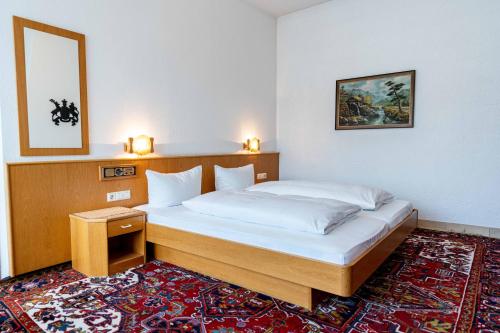 Hotel Garni am Römerplatz - image 2
