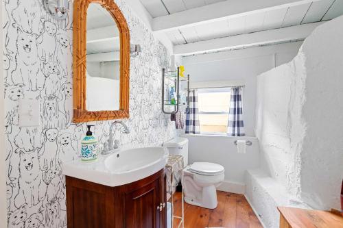 The FiveTen Federal - Downtown Galena Gem! - image 12