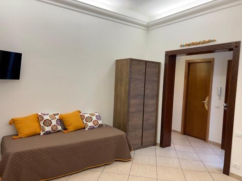 One-Bedroom Apartment image 10