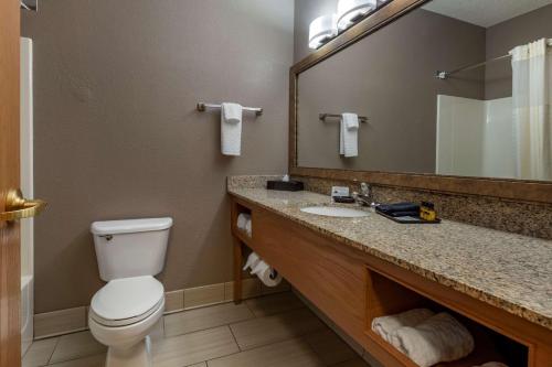 Best Western Plus Chelsea Hotel - main image