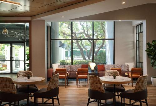Sonesta Irvine - Orange County Airport - image 10