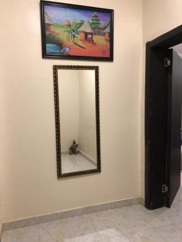 Well furnished and very spacious 3bedroom apartment in Wuye photo