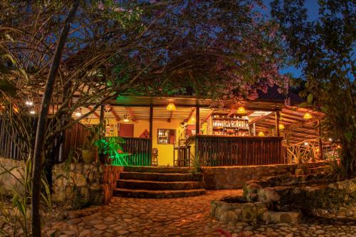 Exterior view, Finca de la Vaca - Glamping in Palora