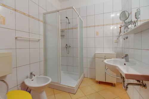 Apartment Mali Losinj 7879d - image 8