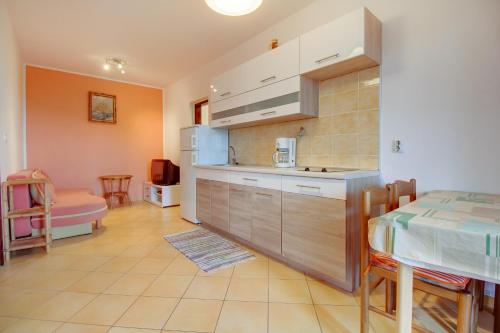 Apartment Mali Losinj 7879d - image 6