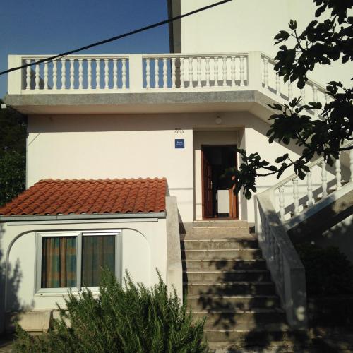 Apartments by the sea Rogoznica - 11425 - image 4