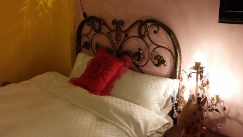 Hualien Seaside B&B - Tap to explore photos