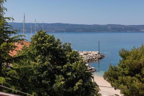 Apartments by the sea Sumpetar Omis - 11462 - image 4
